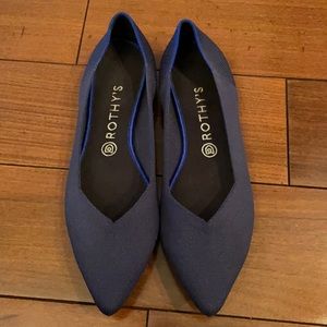 Navy blue pointy Rothys size 11
